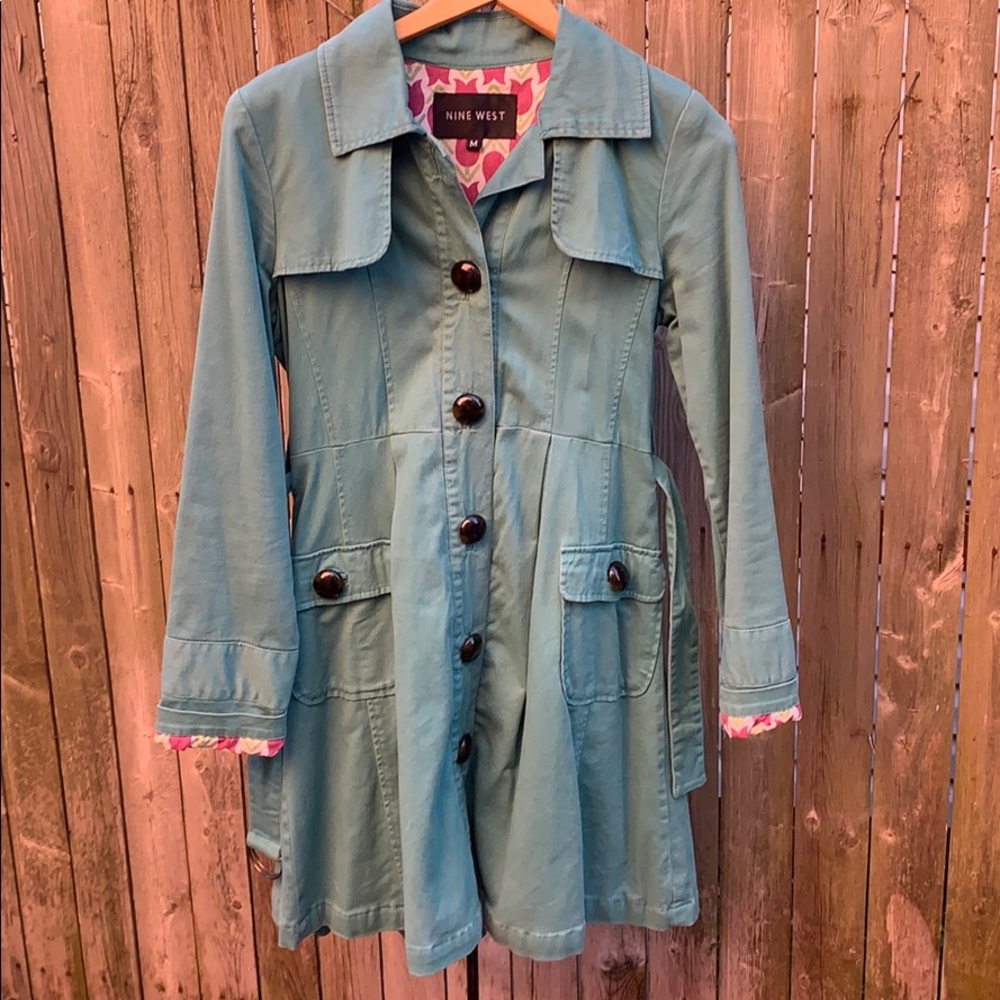 Ladies vintage trenchcoat